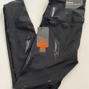 Brand new with tags! Lightning Bolt printed Legging. Reebok. Size small